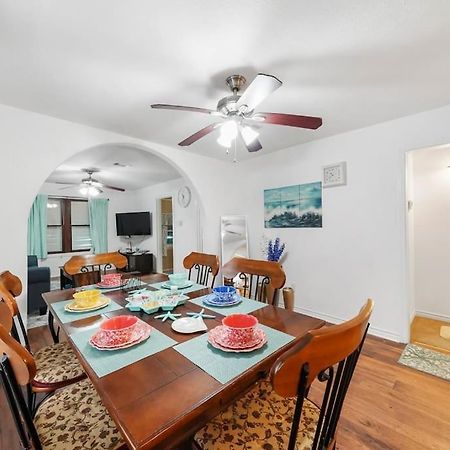 Galveston Beach House Family/Pet Friendly Eksteriør billede